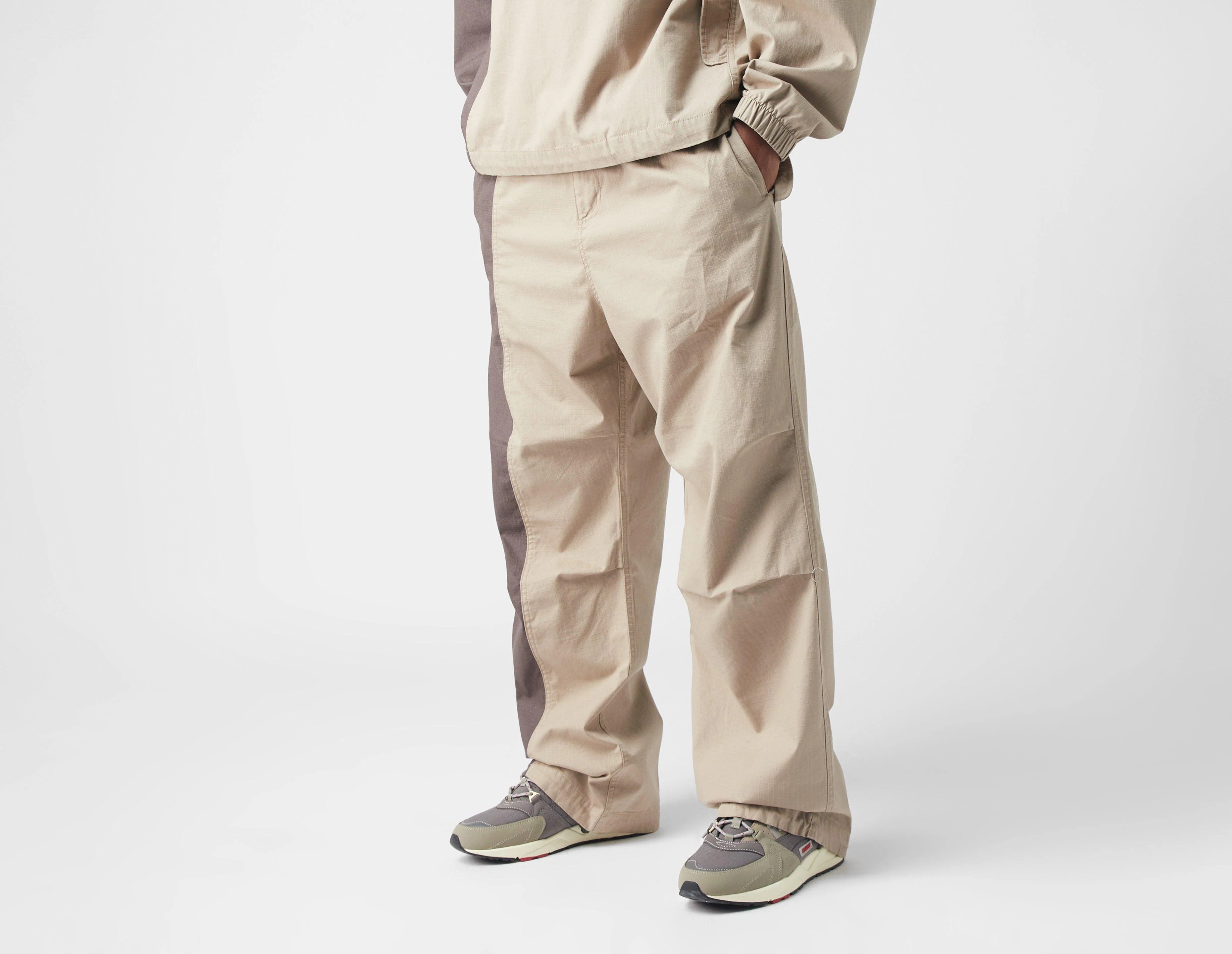 x KARHU Tracksuit - Image 4
